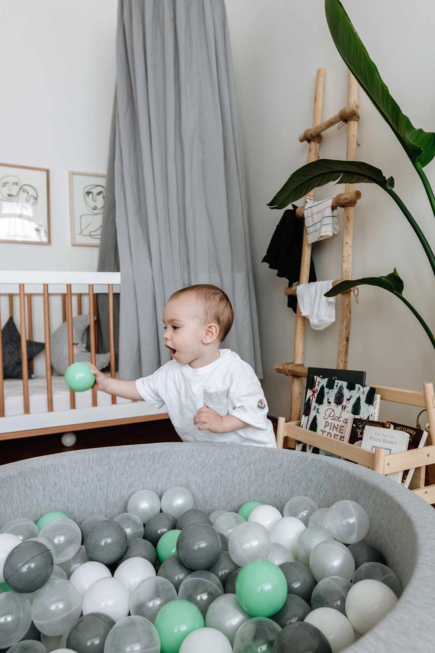 Grey Ball Pit