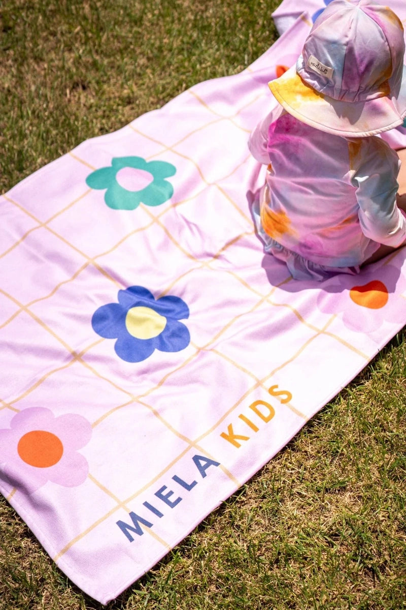 Grid Flowers - Beach Towel