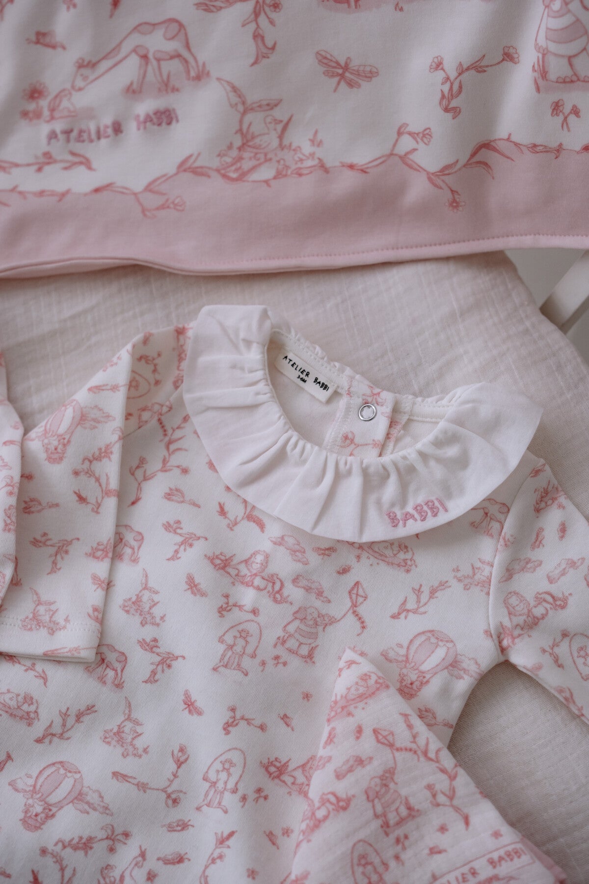 Toile De Jouy Newborn Set - Pink