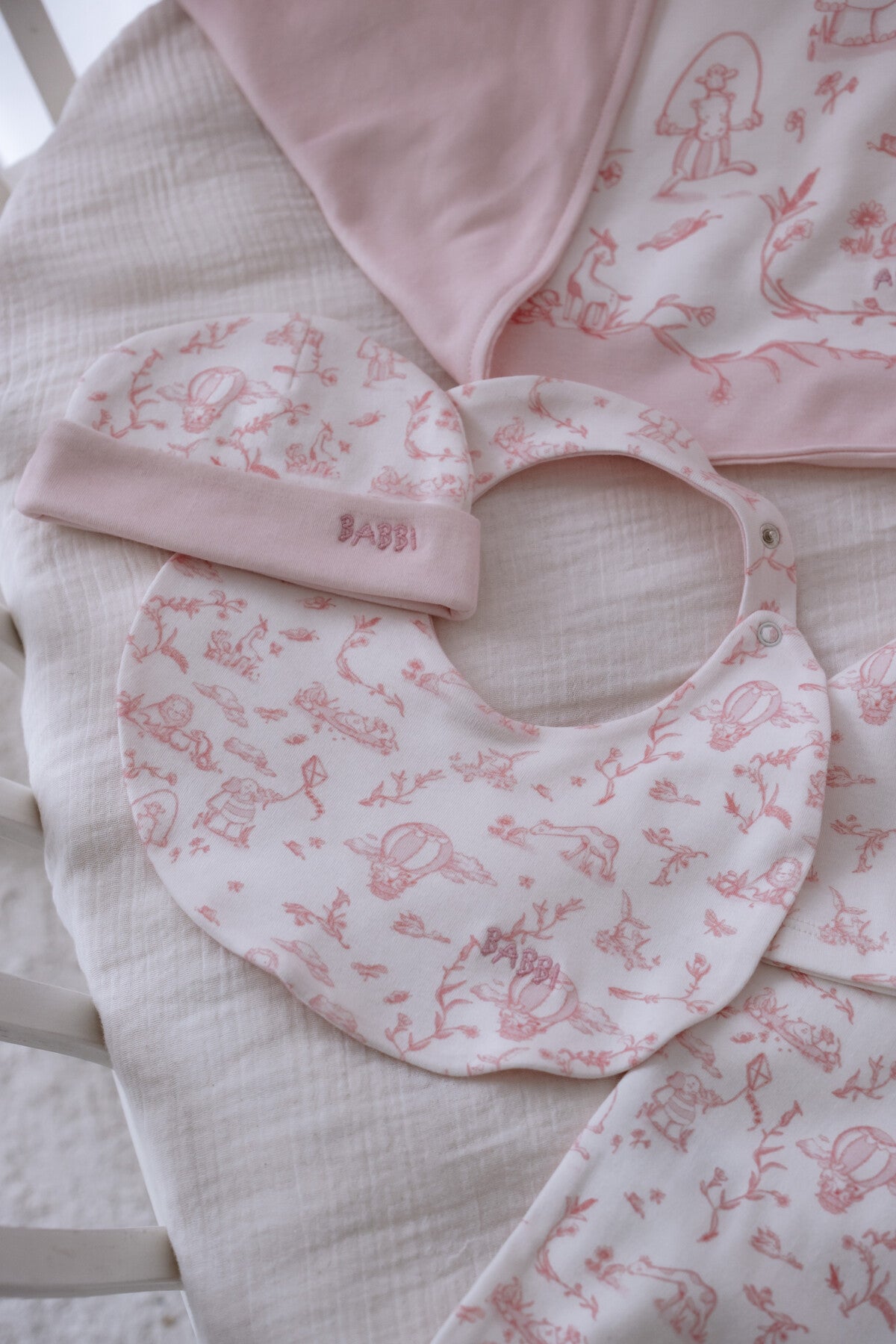 Toile De Jouy Newborn Set - Pink